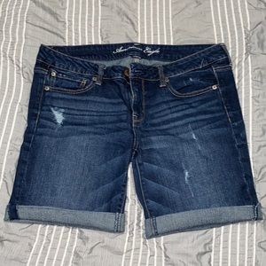 American Eagle Bermuda Shorts